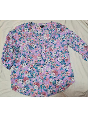 Women's Torrid Floral Blouse Plus Size 1 Purple White Long Sleeve Button Front